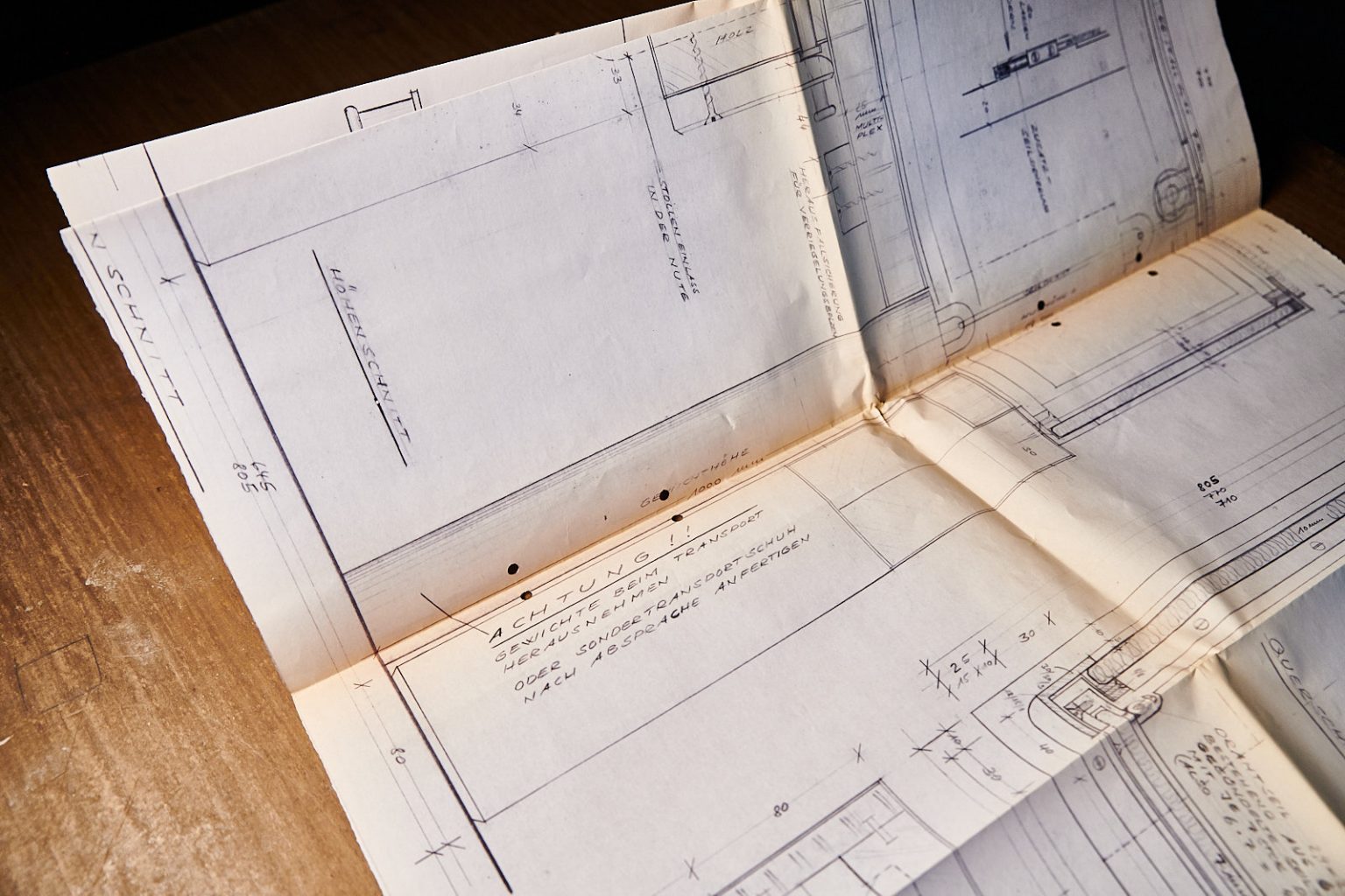 PALAZZO REGALE ̶ Umfangreiches Dossier zum letzten Werk Joseph Beuys'