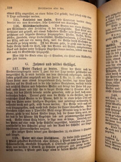 <p class="headtitle">Deutsche Kochen in Amerika.</p><b>Davidis, Henriette.</b><br />Praktisches Kochbuch für die Deutschen in Amerika : zuverlässige und selbstgeprüfte Anweisungen zur Bereitung der verschiedenartigsten Speisen und Getränke, zum Backen, Einmachen u.s.w.; eine Bearbeitung des anerkannt besten deutschen Kochbuchs der Frau Henriette Davidis. – Bild 3
