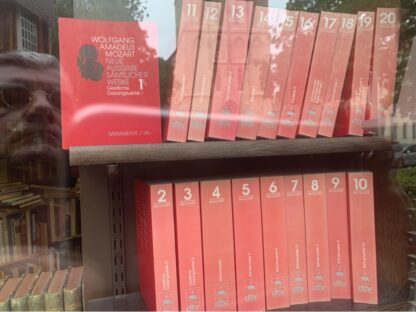 <b>Mozart, Wolfgang Amadeus.</b><br />Neue Ausgabe sämtlicher Werke: Taschenbuchausgabe