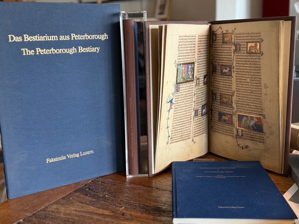 <p class="headtitle">PETERBOROUGH BESTIARIUM FAKSIMILE</p><b></b><br />Das Bestiarium aus Peterborough / The Peterborough Bestiary. The Parker Library, College of Corpus Christi and the Blessed Virgin Mary, Ms. 53 (fols. 189R-210V). – Bild 4