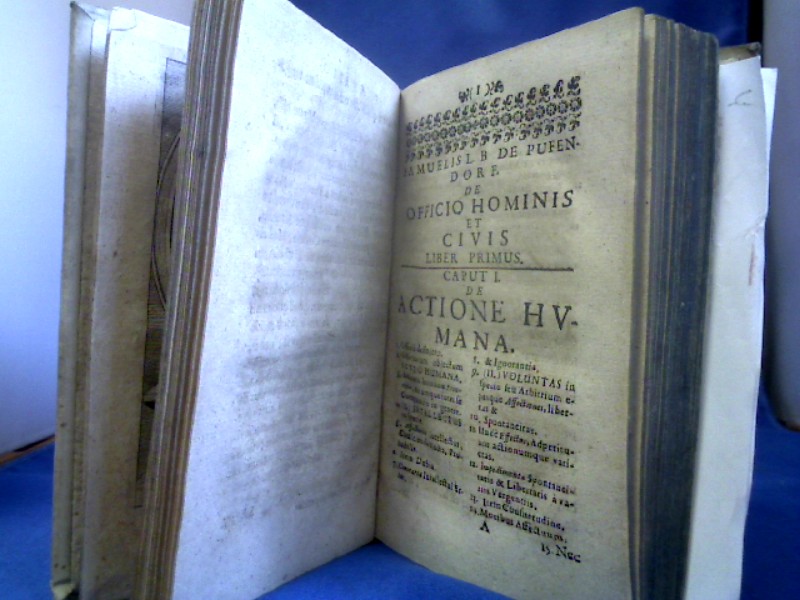 <b>Pufendorf, Samuel Freiherr v.</b><br />(Samuelis L.B. de Pufendorf) De officio Hominis et Civis juxta Legem Naturalem Libri Duo. – Bild 3