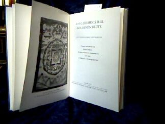 <b></b><br />Das Geheinnis der goldenen Blüte.