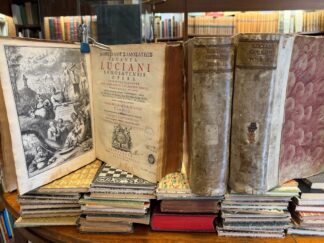 <b>Lucianus <Samosatensis>.</b><br />Loukianou Samosateos Hapanta [griechisch]. Luciani Samosatensis Opera. Cum nova versione Tiber. Hemsterhusii, et Io. Matthiae Gesneri, Graecis scholiis, acnotis omnium proximae editionis commentatorum, additis Io. Broaei, Io. Iensii, , Lud. Kusteri, Lamb. Bosii, Hor. Vitringae, Ioan. de la Faye, Ed. Leedes aliisque ineditis, ac praecipue Mosis Solani et J.M. Gesneri. Cujus priorem partem summo studio curavit et illustravit Tiberius Hemsterhusius. Ceteras inde partes ordinavit, notasque suas adjecit Ioannes Fredericus Reitzius.