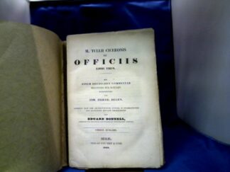 <b>Cicero, Marcus Tullius.</b><br />M. Tullii Ciceronis De Officiis Libri Tres. Mit einem deutschen Kommentar, besonders für Schulen bearbeitet von Joh. Friedr. Degen.