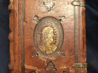 <p class="headtitle">Einband  1560</p><b>Bellarmino, Roberto Francesco Romolo.</b><br />Disputationes Roberti Bellarmini Politiani, Societatis Iesv, De Controversiis Christianae Fidei, Adversvs huius temporis Hæreticos, Tribus Tomis comprehensae