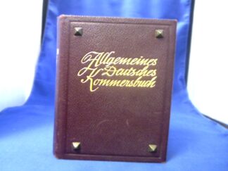 <b>Kommersbuch.</b><br />Allgemeines Deutsches Kommersbuch. Ursprünglich hrsg. von Hermann und Moritz Schauenburg  unter musikalischer Redaktion von Friedrich Silcher und Friedrich Erk. Im gleichen Sinn weitergeführt von Ludwig Eichrodt und Eduard Heyck, musikalisch beraten von Hans Joachim Moser und Alfred Schlenker. Mit  zahlr. Zeichnungen, einer Farbtafel und Gannzfarlbschnitt.